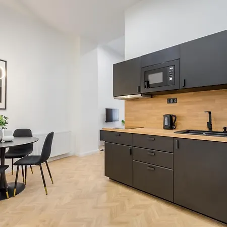 K33- Boutique Apartments, Location, By Bqa 아파트 *